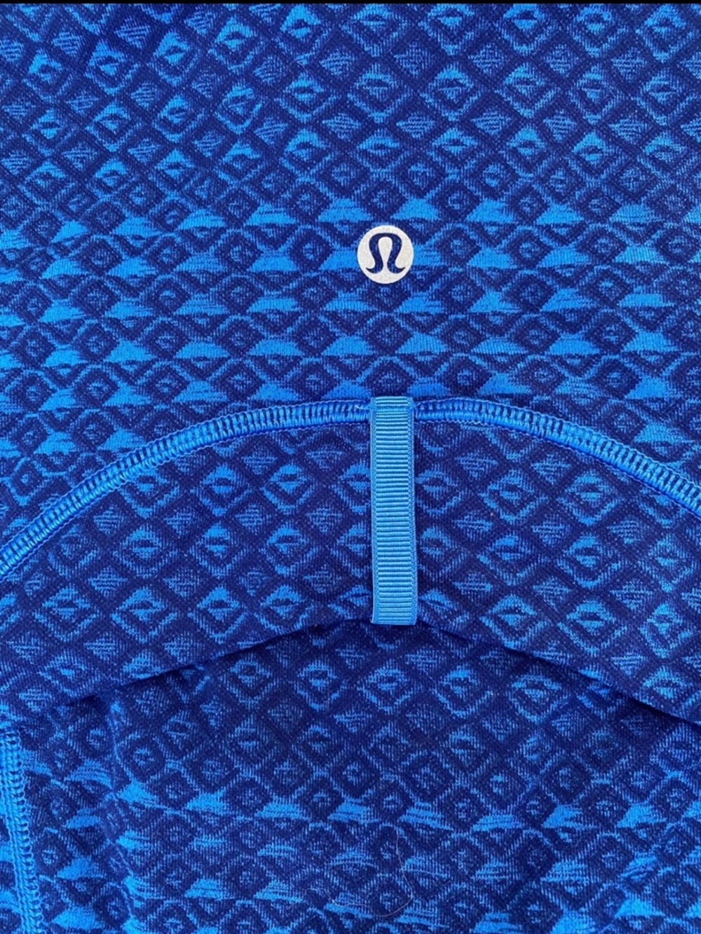 Lululemon Define Jacket Blue Geometric Pattern Full Zip Size 4 Thumbholes - Picture 7 of 13